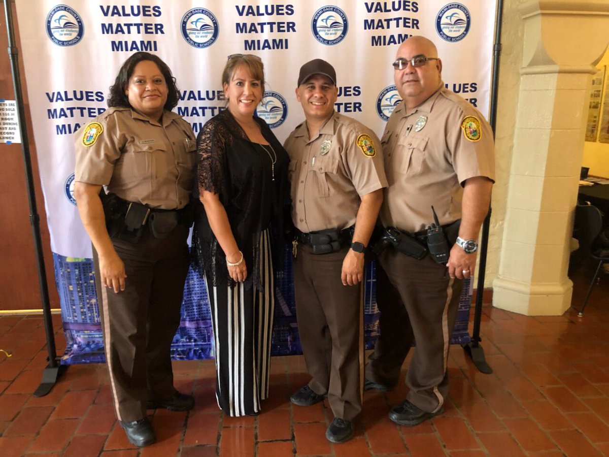 MiamiDade_SO's tweet photo. #MDPD will be receiving the #ValuesMatterMiami Award shortly for the program S.T.A.N.D thanks to @MDCPS &amp; @MiamiSup #MDPDproud 👏 https://t.co/Vw8L6dRLcK
