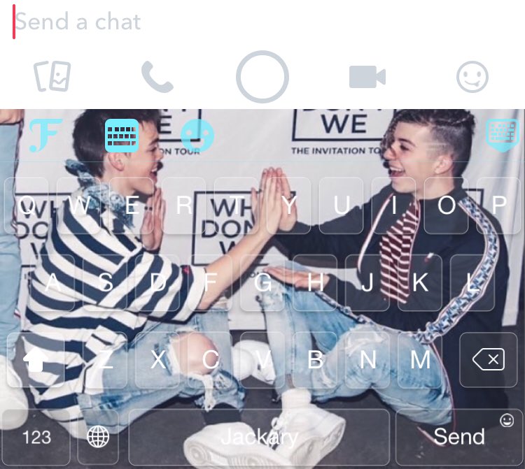 megannnelizaa's tweet photo. Love my keyboard😍💖 #jackary https://t.co/tLRjXeCO1W