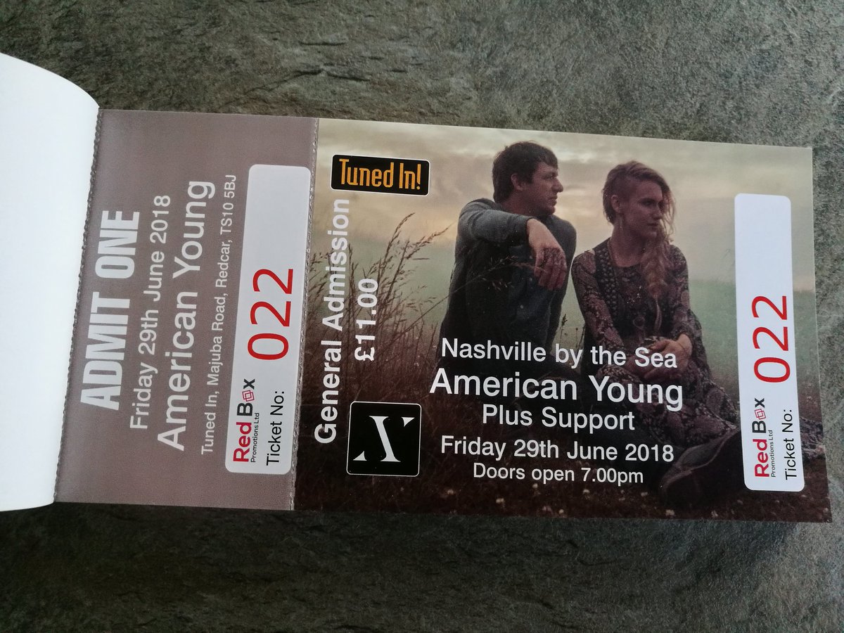 RedBoxCountry tweet picture