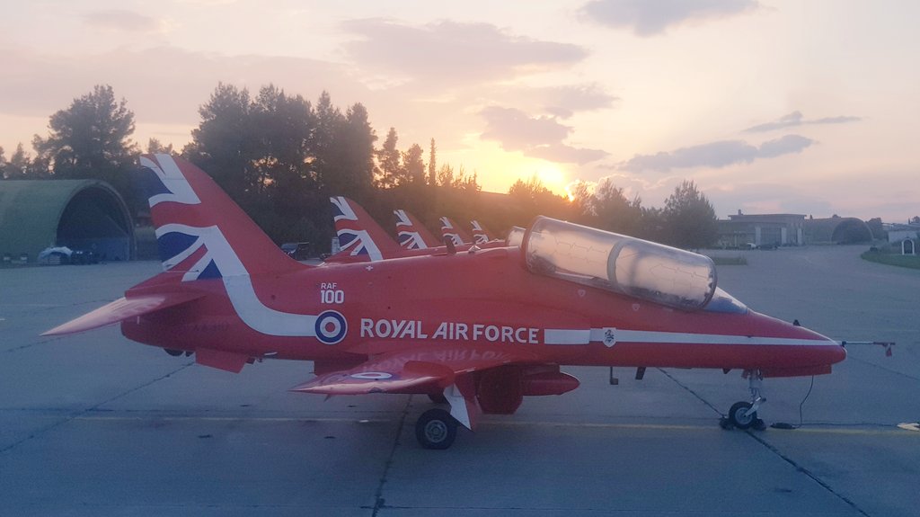 andybrooks91's tweet photo. Last day of the week for us all in Greece 🇬🇷 🤞🏻 all the storms have passed 🔴⚪🔵#redarrows #rafatcircus18 https://t.co/qxZaYzyETM