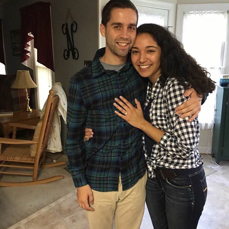 hannernannerrr's tweet photo. I haven’t been on this account in FOREVER, but I’m getting married!!!!! https://t.co/GxKJz1MkeN