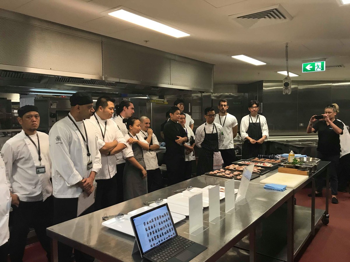 RATIONAL_AUS's tweet photo. Our recent Master Class at The Star, Sydney was a huge success. Showcasing Finishing®, ConnectedCooking and Asian cuisine.
Thanks to RATIONAL Chefs Leslie Chan & Don Gethings & Helen-Louise Fraser @comcater
#Asiancuisine #connectedcooking #weloveourhappycustomers #comcater https://t.co/sfKi09S88V