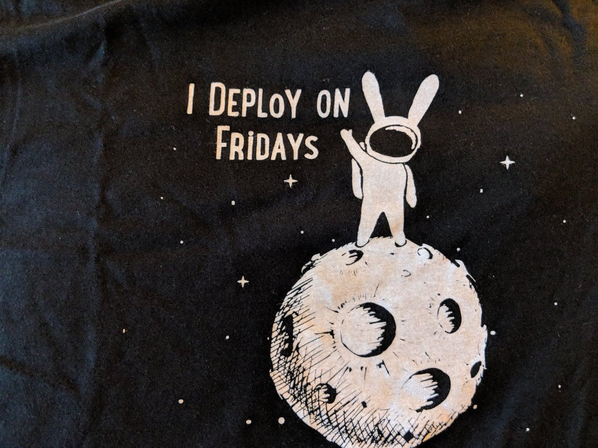 srbdev's tweet photo. Favorite shirt from #PyCon2018 so far! @platformsh https://t.co/LUIHZC2Xhb