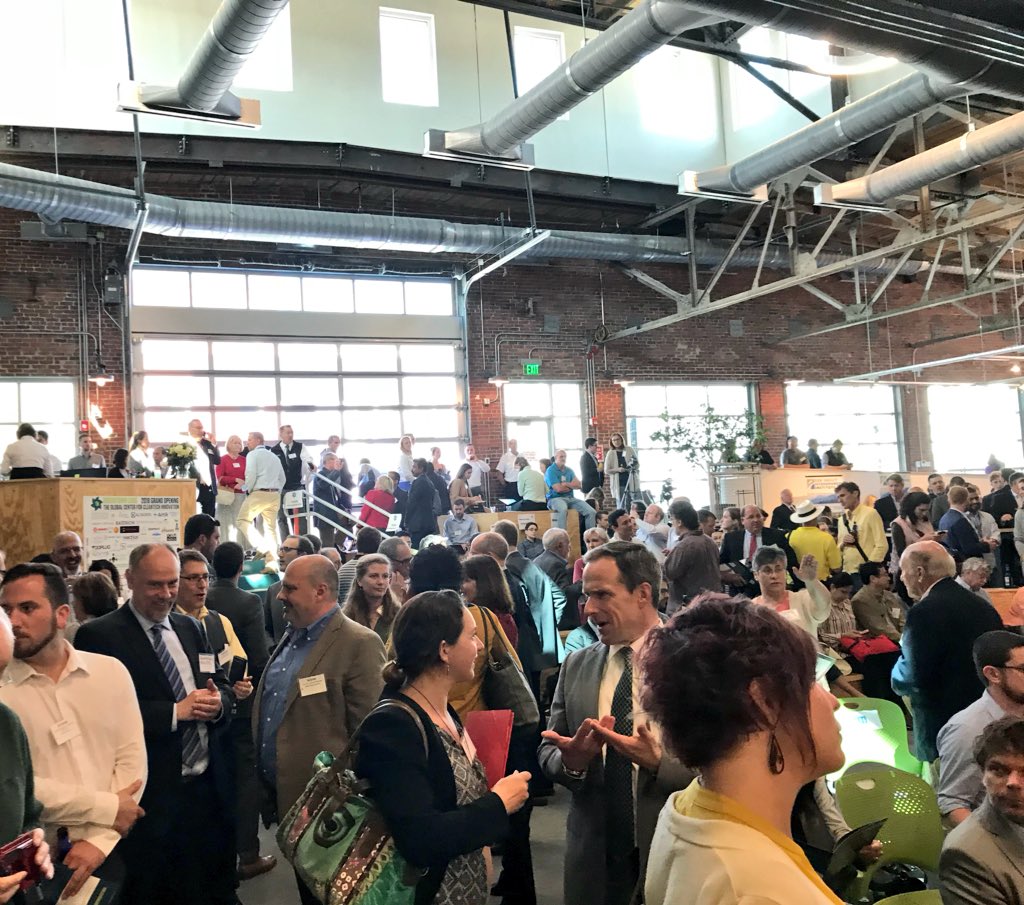 sarahjanemaxted's tweet photo. Next (big) step for the greater boston #iecosystem - congrats! @GreentownLabs @EmilyLReichert cc: @sorino99 nice to see the new venture! @mbmorrill great to see the @greentownlearn space!! @MassMEPInnovate https://t.co/X6n7p3chOO