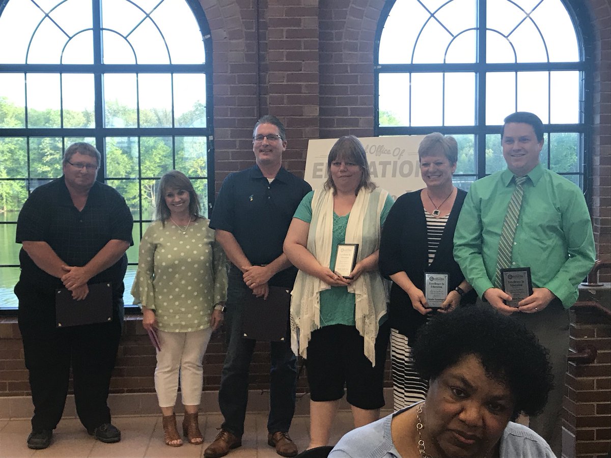 WCDistrict235's tweet photo. Teachers, staff, and board members honored at the first annual ROE 33 Excellence in Education Banquet #WCHeat #Education #roe33 https://t.co/ioK0PpZ9t9