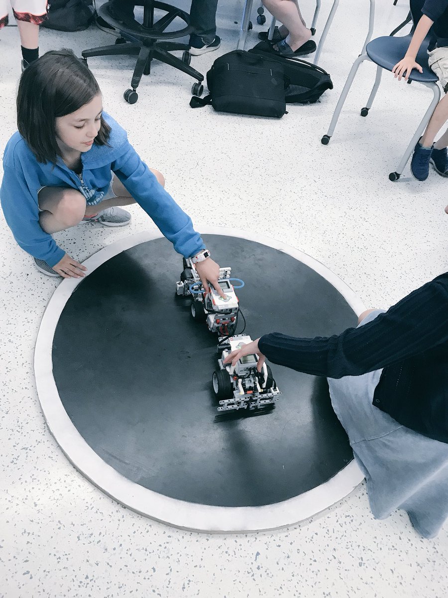 brooketberry's tweet photo. A little late . . . but . . . robotics is officially over☹️! Battle bots were fun today!! Can’t wait to compete again next year! Thanks for coaching @Curtsinger20 https://t.co/dzERBoPif0