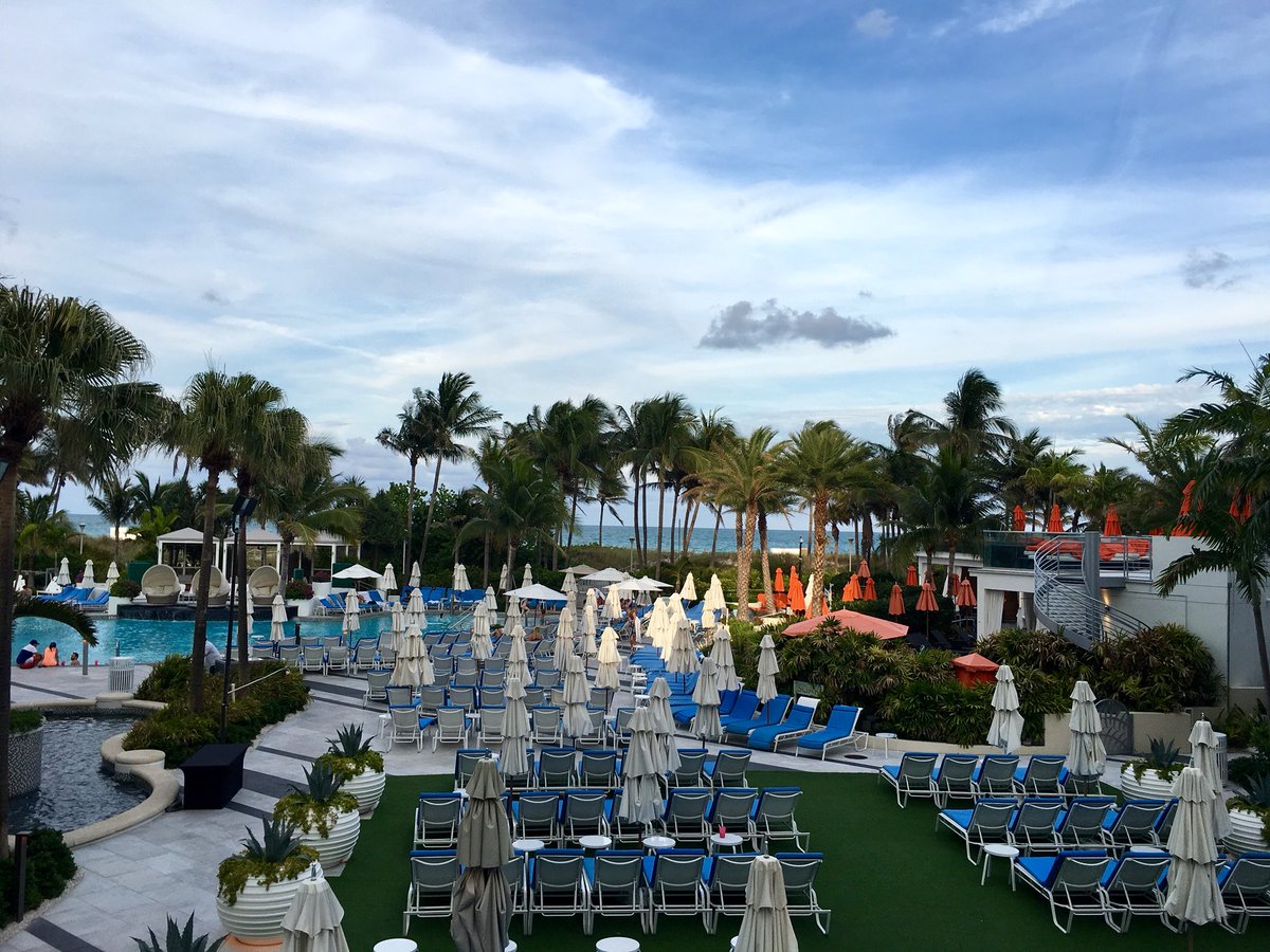 MGB_OB_Anes's tweet image. Beautiful night and venue for a Brigham OB anesthesia alumni reception at #SOAPAM2018