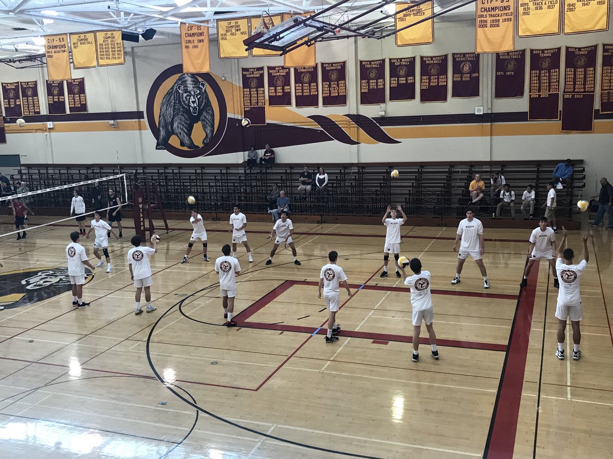 woodyatlbwilson's tweet photo. .@wilsonboysVB is hosting Mission Viejo in the 2nd round of the @CIFSS Playoffs tonight! #lbcya #PACKTHEHOUSE https://t.co/6WoMc5riY8