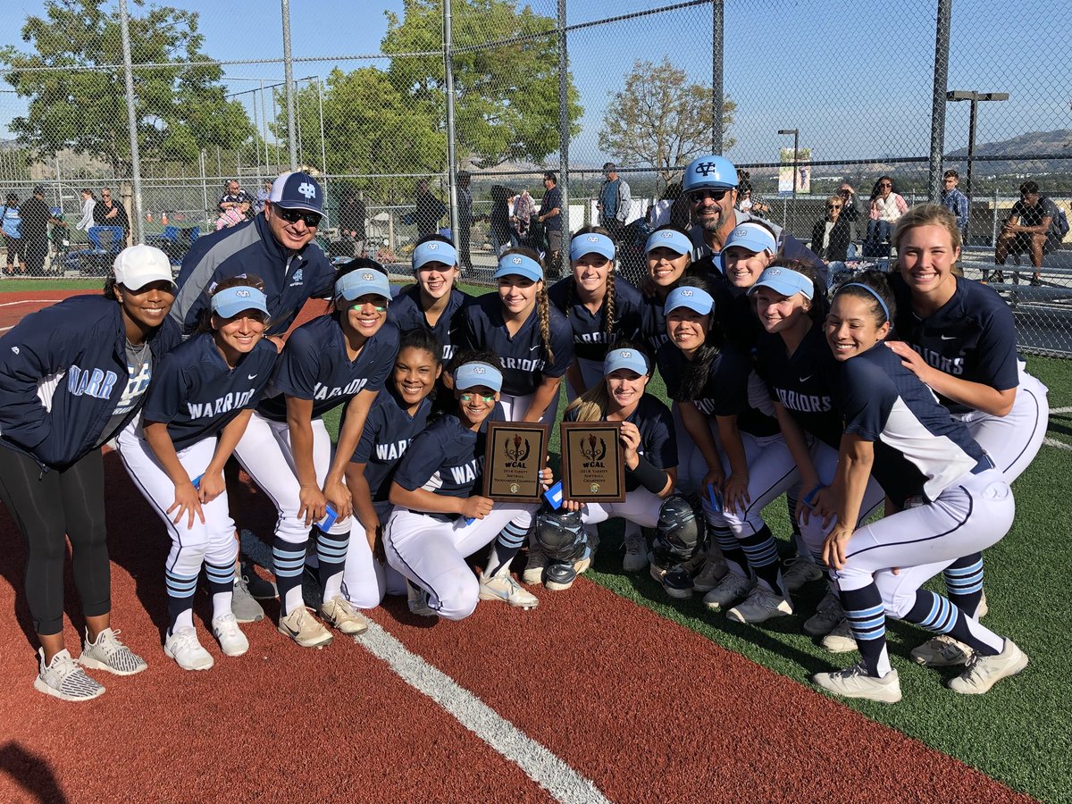 VCHSAthletics's tweet photo. Valley Christian defeats SI 5-1 to earn outright WCAL softball championship https://t.co/JIQYl1O38y