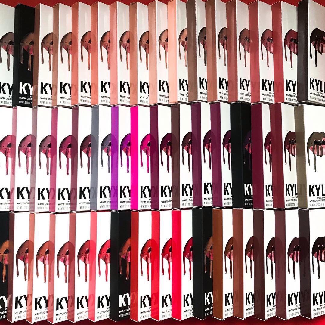 MakeupsIay's tweet photo. What’s your fav lip kit? https://t.co/MESOWrN9n8