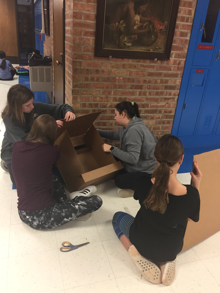 Graff and @FioreCunningham’s 7th graders hard at work designing their cardboard chairs! Which chair will survive? #engage112 #design #stem #create #sciencerules #survivalofthechairs #cardboardcreations @ElmPlaceSchool @NSSD112