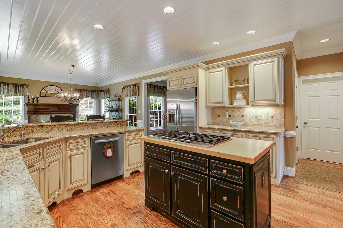Julie Mattox Martin On Twitter On The Market This Week In White