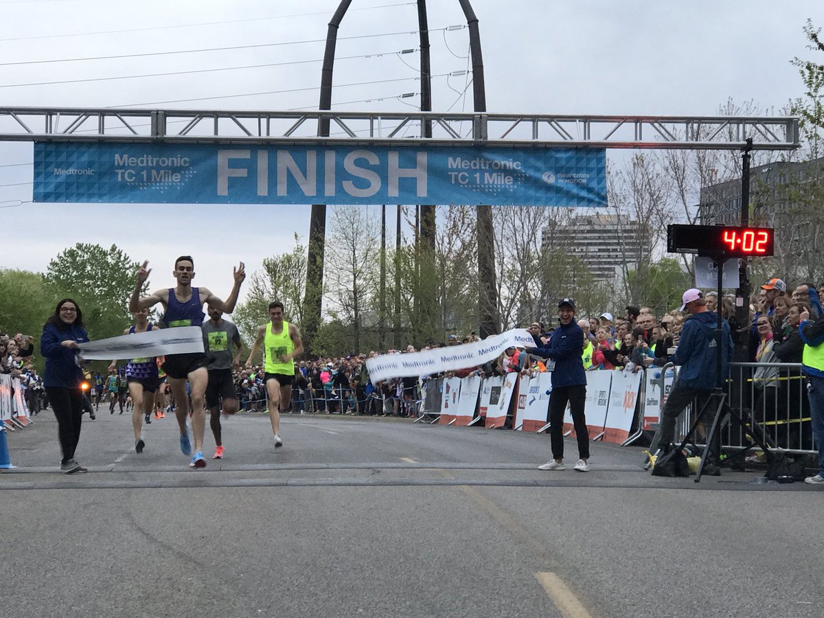 tcmarathon's tweet image. The 2018 #tc1mile men’s champion is Sam McEntee with an unofficial time of 4:02!