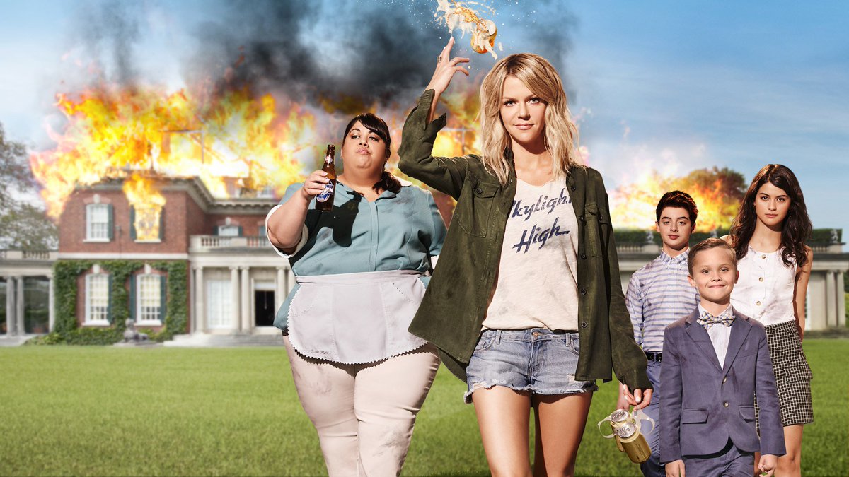 knowitalljoe's tweet photo. "The Mick" cancelled? Seriously, it's one of the best sitcoms to come along in a long time. I loved this show! This is one of those shows people will look back on in a few years and wonder why it was cancelled.  And with that, Screw You Fox!!! #TheMick #Fox #ScrewFox #BestSitcom https://t.co/GyCuakSEQz