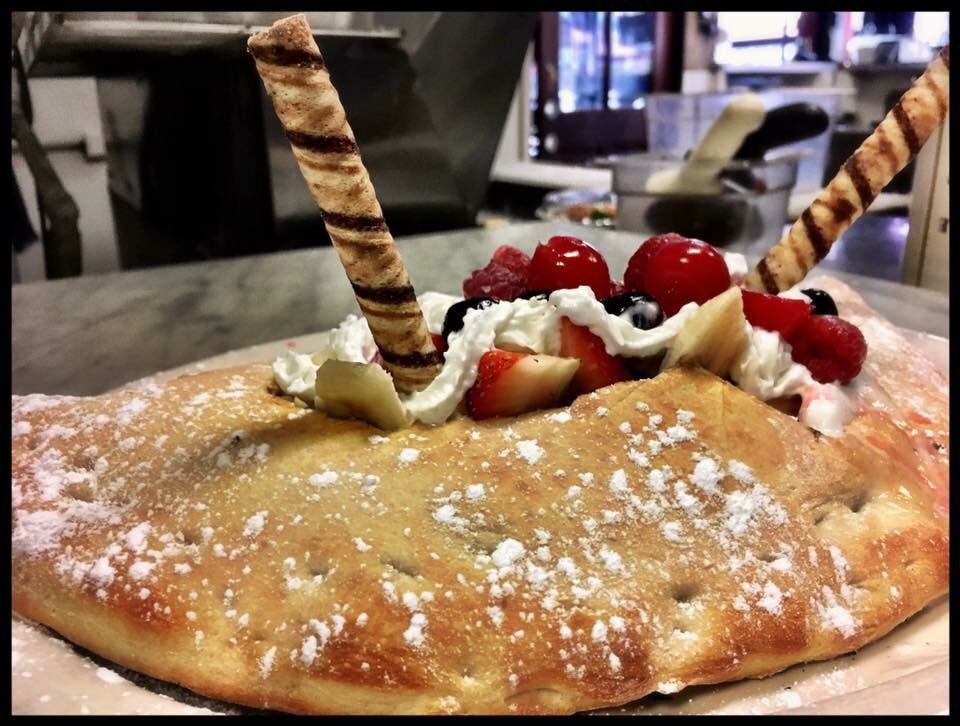 The Breakfast Calzone 
Chocolate Hazelnut, Ricotta and Cream Cheese blend w/ Strawberries, Bananas, Blue Berries/ Whip Cream topped with Hazelnut Cookies and Powdered Sugar #3GuysPies #3GuysPiesDenver #BestInDenver #TheHangoverCureHasArrived
303.623.4897 3GuysPies.com