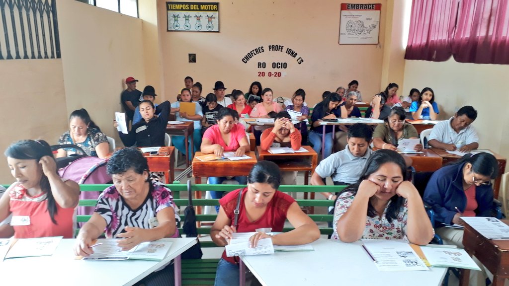 afaustom's tweet photo. 09-05-2018: En #Yanzatza #ZamoraChinchipe muy satisfactorio el proceso de #ProgramaEducacionFinanciera gracias por la participación, el trabajo articulado fortalece las habilidades y destrezas de los beneficiarios @GabrielVacacela @encafili @LojaPropone https://t.co/NND0F057gI