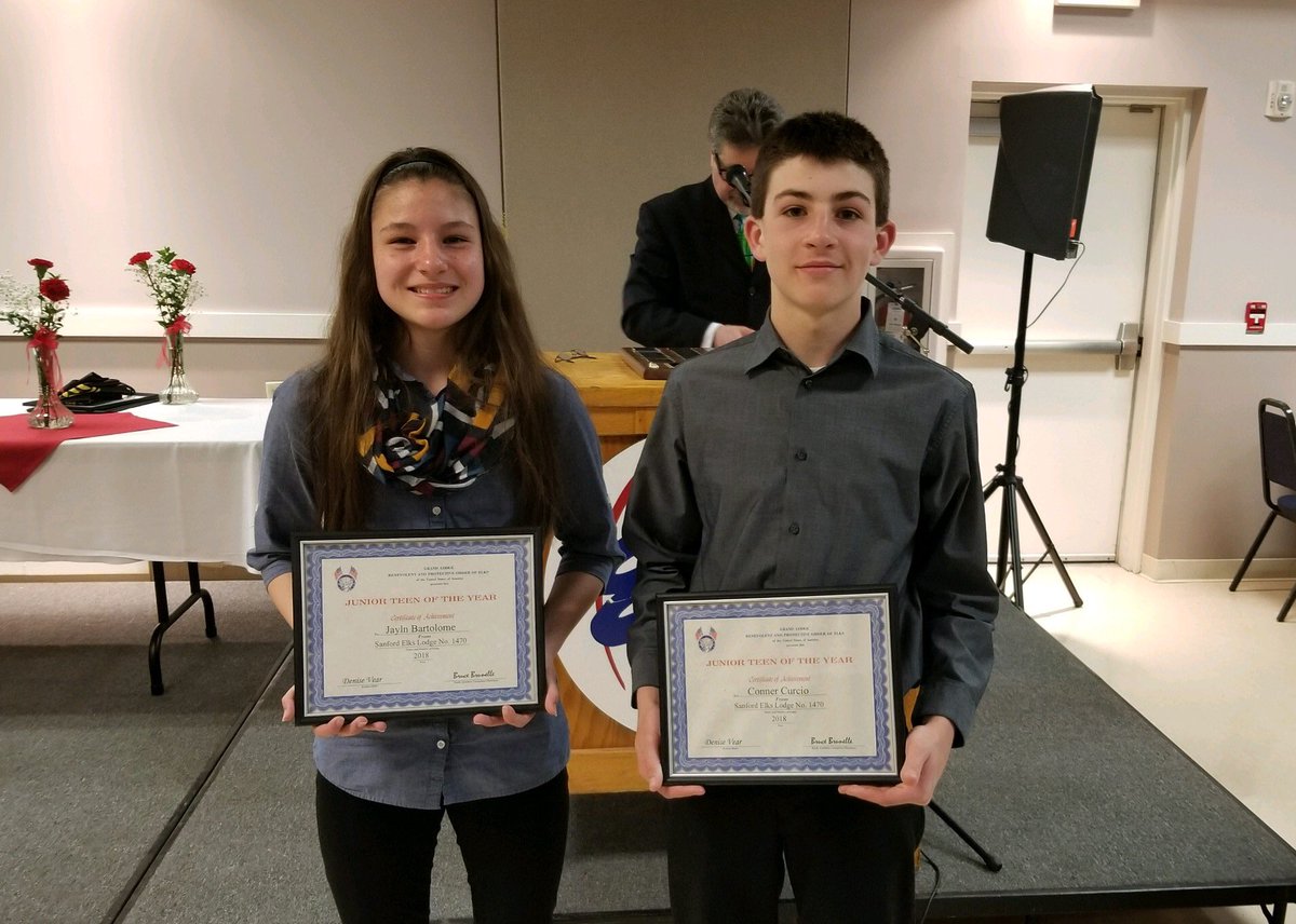 Connor Curcio (SHS ‘22) and Jaylyn Bartolome (SHS ‘22) received the Junior Teens of the Year Award from the Sanford Elks tonight. This is a national award of student recognition. Sanford #THUNDER players standing out! Well done! #FAMONTHREE