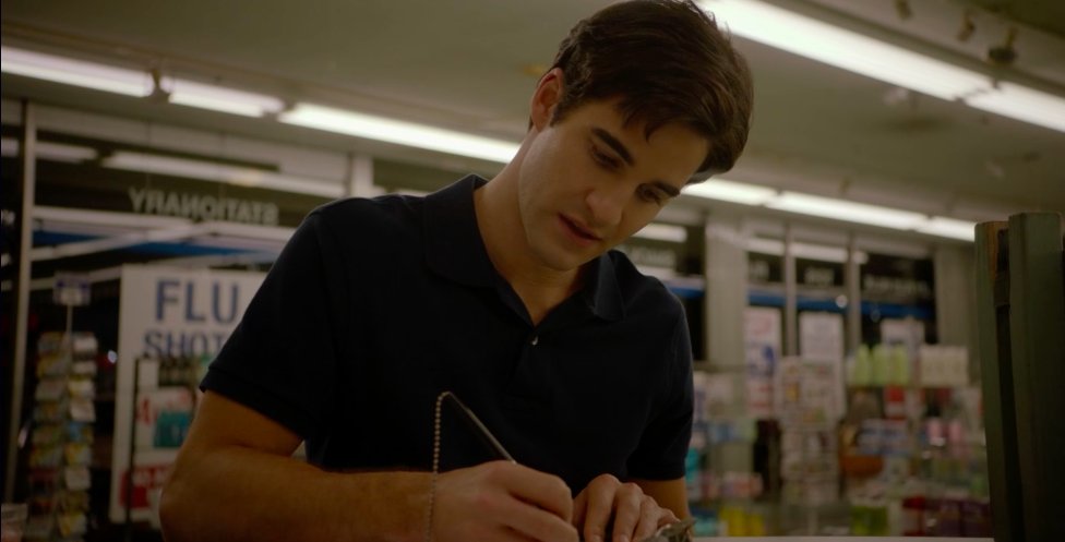 FracasStudios's tweet photo. So I'm watching @ACSFX/#ACSVersace and of course I notice STATIONERY is spelled wrong. Look behind him on the window! And I even noticed it backwards, too. People, stationary is when something is still. Stationery is all about writing on paper! #stationerynotstationary https://t.co/pk3rP7tac2
