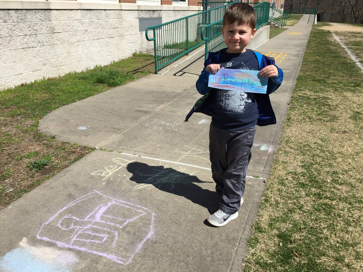 cn6rob's tweet photo. Earth Day messages from kindergarten...real reasons to write. @ForestLakeWsd https://t.co/1A32fEMwEj