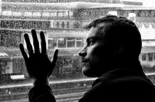 HenryTContreras's tweet photo. I was a dreamer in your reality. Standing in the sun with the smell of rain in the air.
We drove in silence to catch a plane.
A storm was rising in my eyes. So I didn’t turn to say goodbye.
-Henry
#TheGreyBetween #Poem
#INeverSaidGoodbye https://t.co/55ix4jsUhr