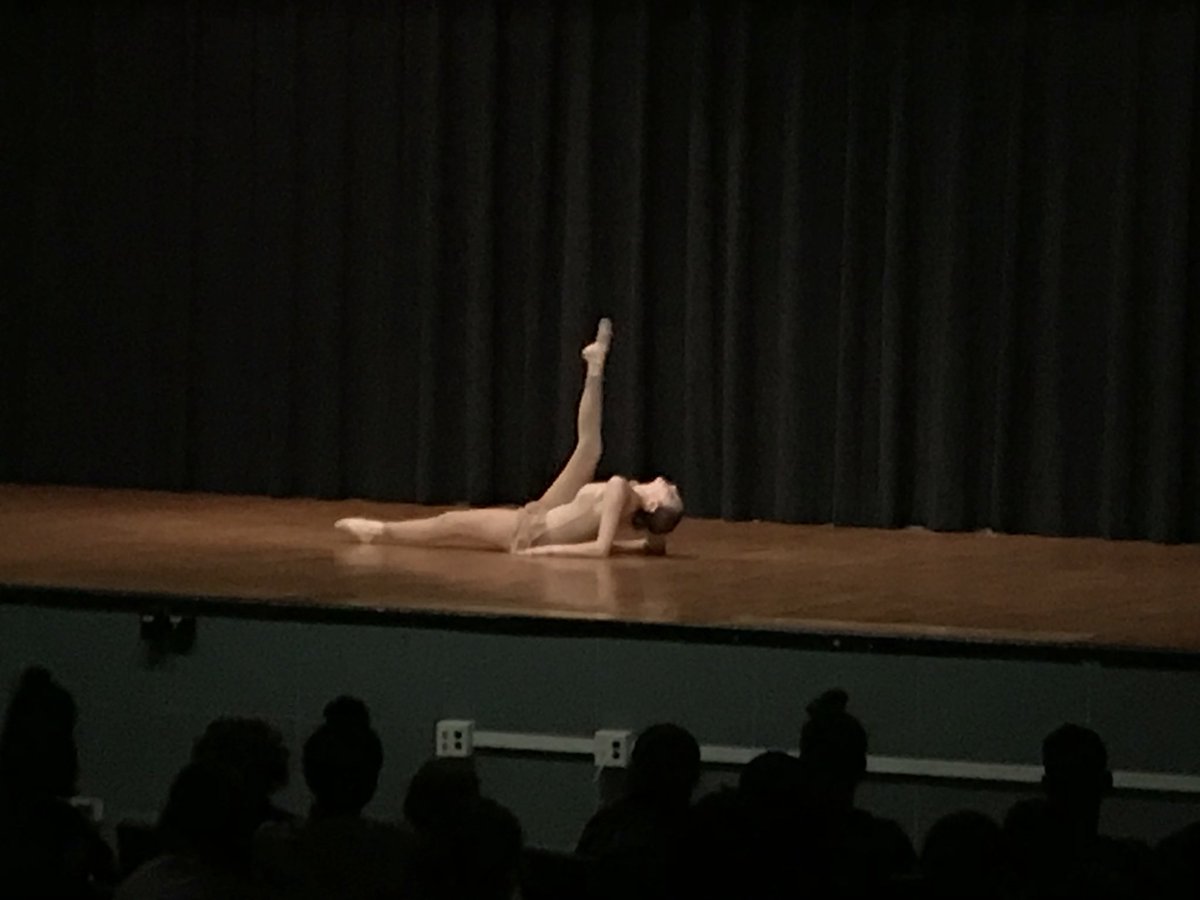 lbennettband's tweet photo. A celebration of dance tonight at @StemmersRunMS!  Great collaboration @DeepCreekMSOne, @sweetsoundof, @SRMSArtandDance! @BCPSDance @SRMS_Principal @willbateszone3 @cohn_amy https://t.co/nlyEVYo0UV
