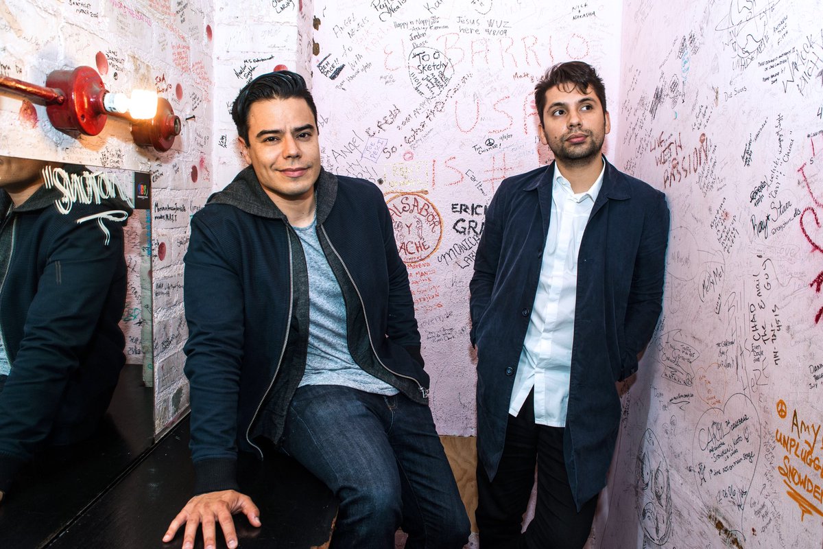 NUEVO EP: Por fin ya tenemos oficialmente fotos! Y por eso hablamos de malas sesiónes de fotos que nos han pasado, de veterinarios ladrones y de los asquerositos de Venezuela. OIGAN Y COMPARTAN. Link en el perfil. Foto de <a href="/MattMisisco/">Matt Misisco</a> #asquerositos #Veterinarios