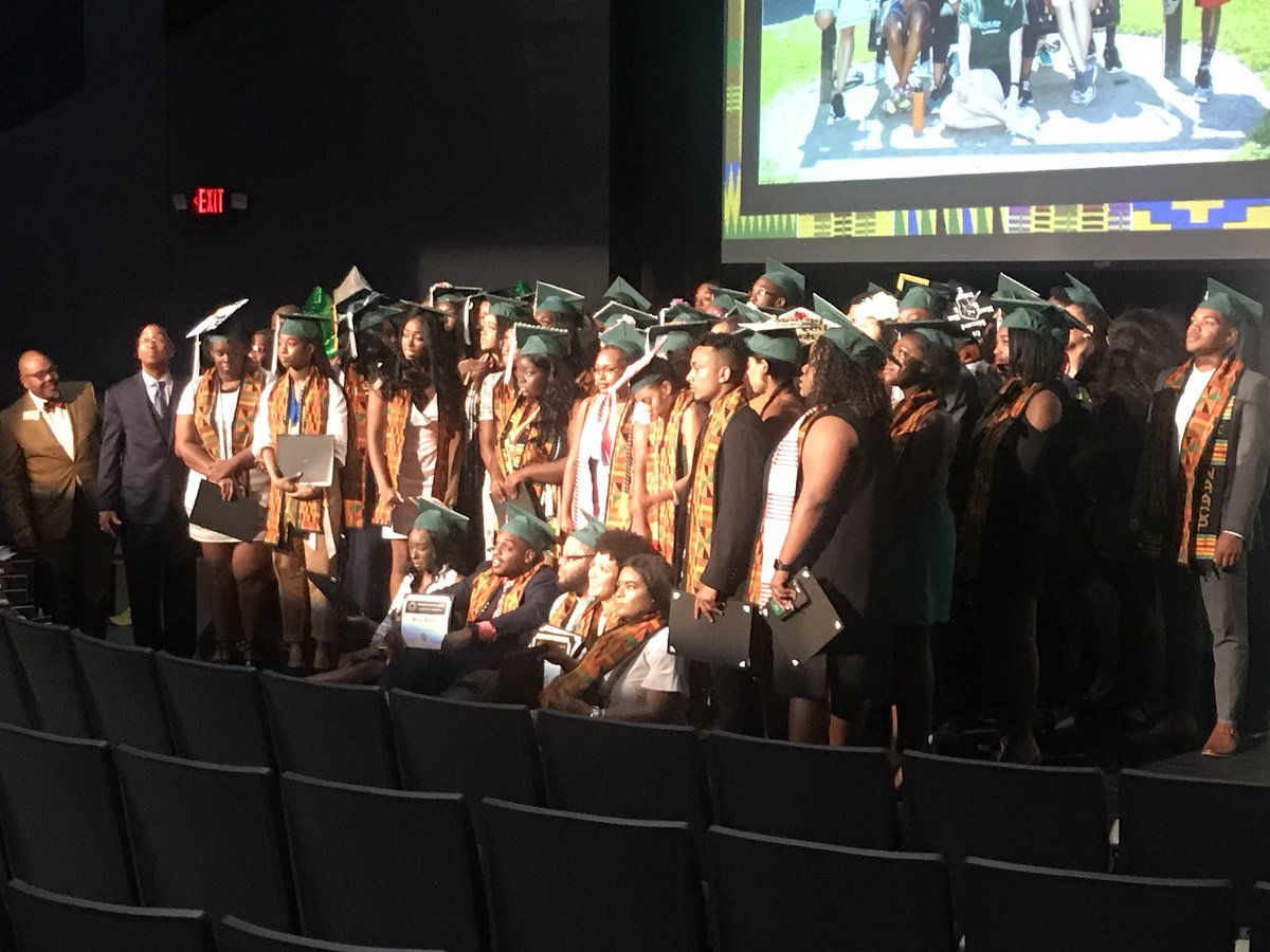 TerryBrownCLT's tweet photo. Had a FANTASTIC time celebrating the black graduates at @unccharlotte with the @UNCCharlotteBAC. Over 70 students participated. Special shout out to Ms. Ashley Luyindu who was our awesome intern on Team Mitchell last year. All this #BlackExcellence #NinerNation https://t.co/JSw8oghvgP