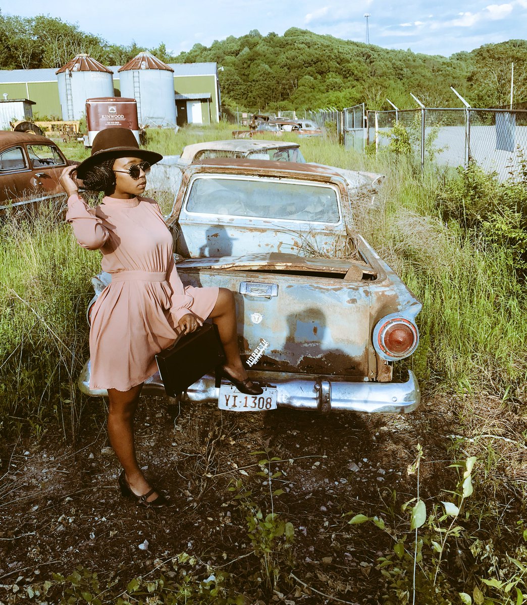 classykenedi's tweet photo. Old school 🕵🏾‍♀️ https://t.co/Y1WebmMspr