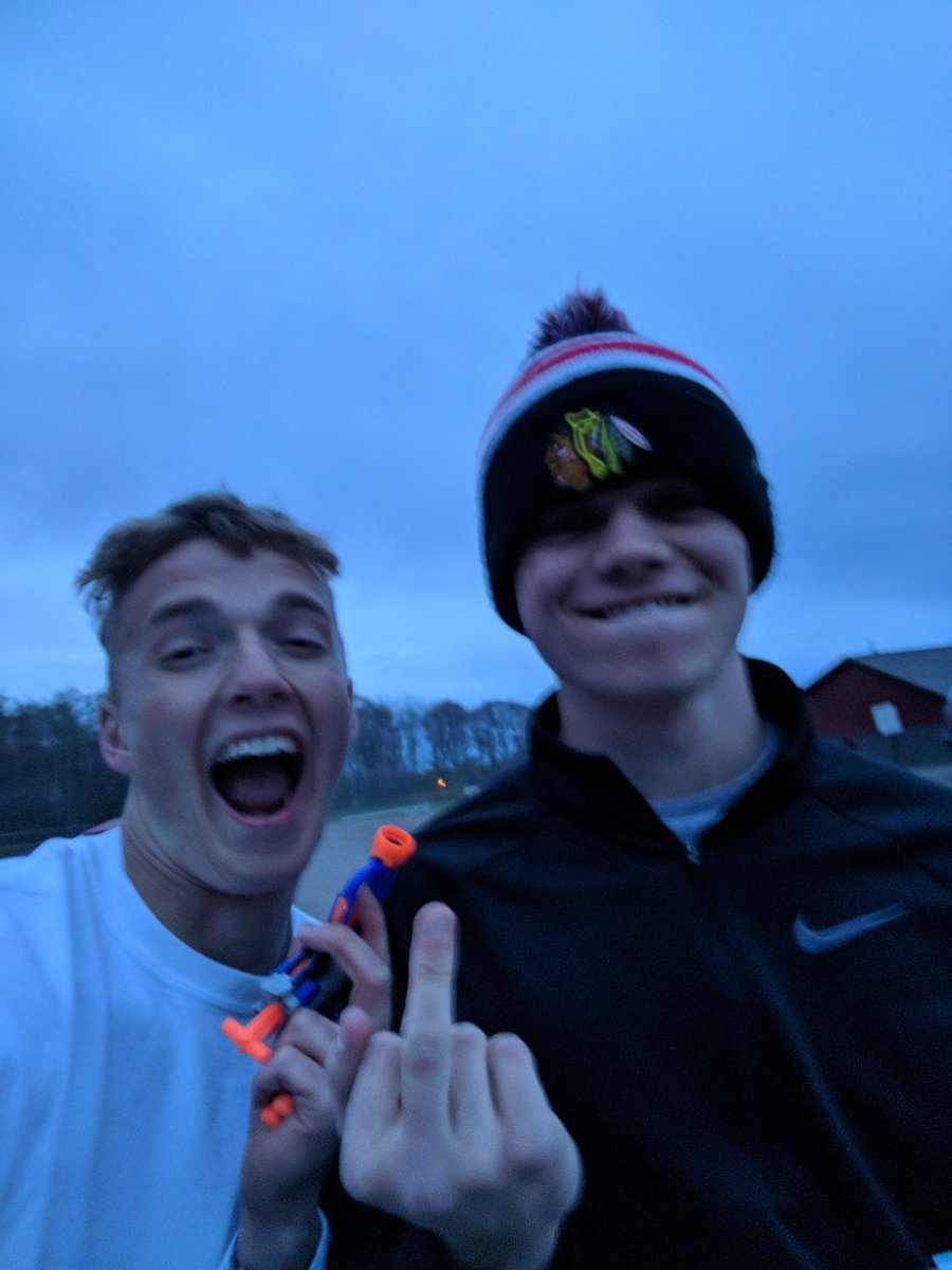 benblast1234's tweet photo. @shsnerf2018 Brett is dead. 8:43 https://t.co/UvXzcvLANm