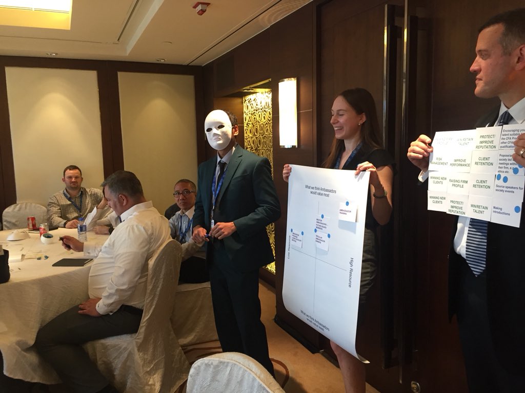 jrtaff's tweet photo. Arts and crafts time really escalated quickly. #2018GlobalSLC https://t.co/Hip3ob2TaL