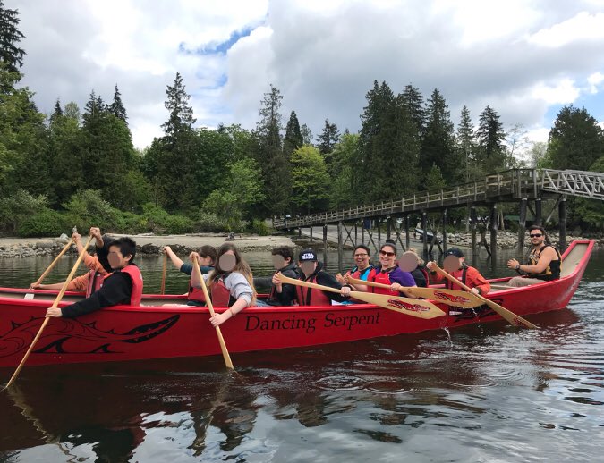 JessAlpaugh's tweet photo. Had a great day @TakayaToursInc with @BurnabyAbEd grade 7 students throughout the district. #ethnobotany #canoe #connection https://t.co/QHJFW3Dj6O