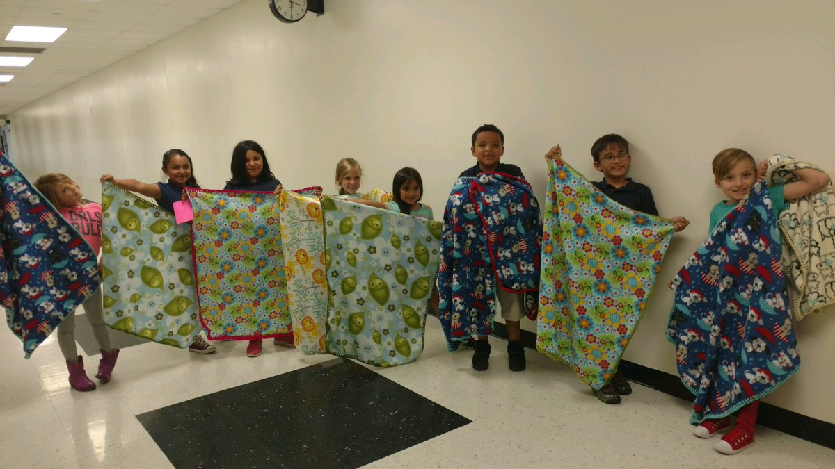 RachelMoonEdu's tweet photo. @RosemontSchools Kids Crochet Club makes blankets for Children's Hospital https://t.co/zAiOdimOul