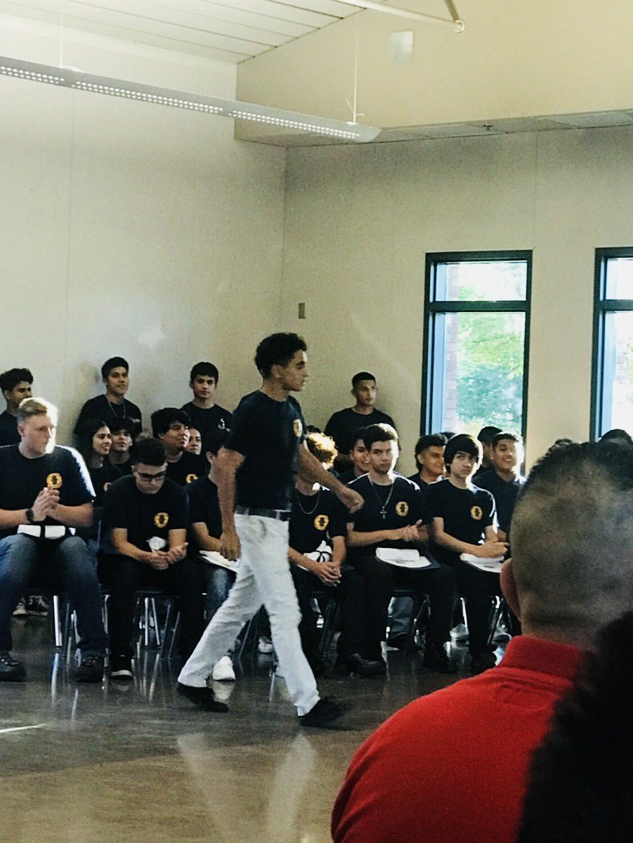 mclain_brenda's tweet image. I’m such a proud big sister right now! My little brother just graduated from the Valley ROP Urban/Rural Fire Fighting Program! Congratulations Alex!!! @SHSBears #VROP #CareerCollegeReady!