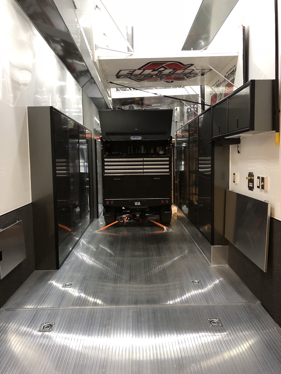 TroyBetts22's tweet photo. Back at it tomorrow finally. @BedfordSpeedway bound for Friday and @RaceSelinsgrove Saturday. #intechtrailers #hrp https://t.co/KcImw4kKIz