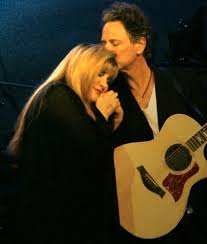 happygirl417's tweet photo. #edgeof70 #StevieNicks DAY 10~FAVORITE LIVE PERFORMANCES!!! For me my favorite live performances were seeing the acoustic GYPSY performance at the AHI BENEFIT 9/23/00. WORDS CAN'T BEGIN TO DESCRIBE HOW MAGICAL THAT SONG WASπππ https://t.co/NCjRhmevwT