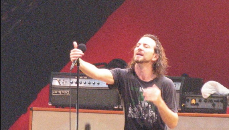 openculture's tweet image. The Power of Eddie Vedder’s Voice: Hear Isolated Vocal Tracks from Three Classic Pearl Jam Songs bit.ly/2G2D5Ny