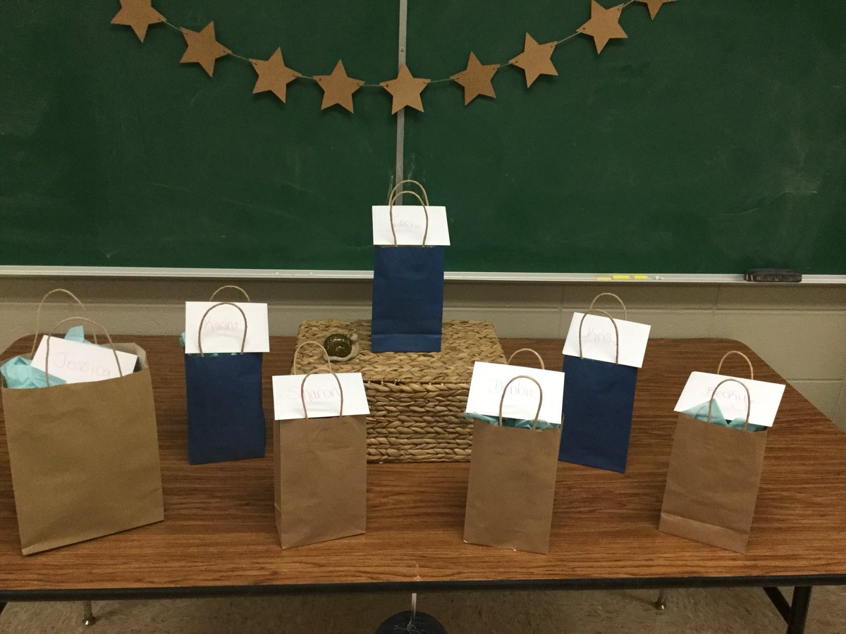 DeniseGering's tweet photo. Honoring our AMAZING paraprofessionals at BV!We are so appreciative of their dedication to students! Not all pictured @DeniseGering @hssdbv https://t.co/No6TtMCVxB