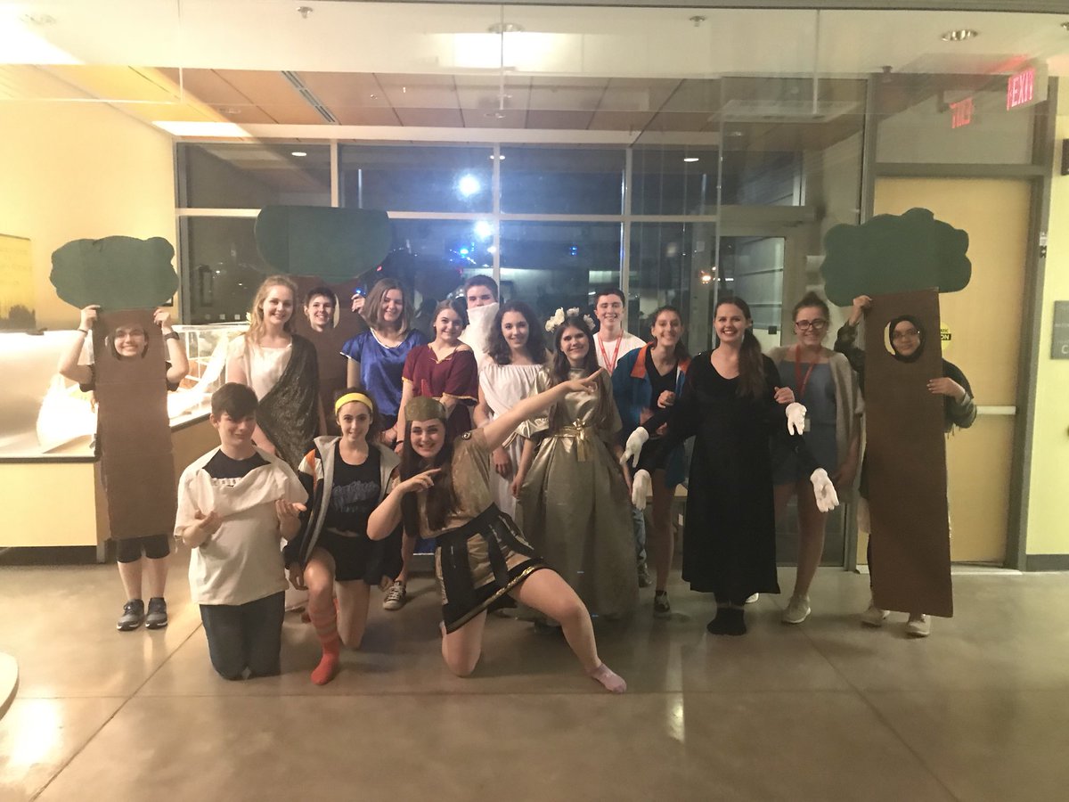 BantLatin's tweet photo. We had lots of fun at skit tonight! @ONClassics @BMarauders #oscc2018 #ClassicsConference https://t.co/YgKsaYZEUI