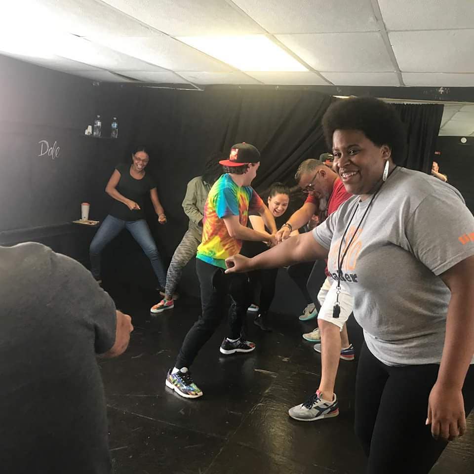 impropr's tweet photo. ¡Nos lanzamos! Este domingo seguimos haciendo, seguimos creando, seguimos afirmando, seguimos... #impro #muchaimpro #lipit #tallereslipit https://t.co/YjRT0rvhgq