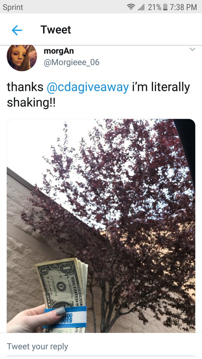 SelleMeghan's tweet photo. @cdagiveaway  https://t.co/JFVA7Zk2cP