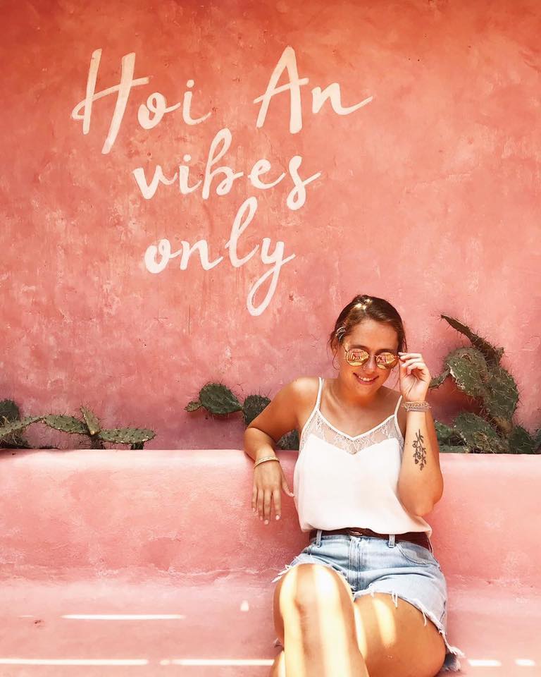 bpackingapp's tweet photo. "Hoi An vibes only" pink wall. 😍📸
Located in an interior design store, right in the heart of Hoi An Ancient Town (Tran Phu Street), this pink wall is the perfect background for a photo shoot.
#hoianvibesonly #pinkwall #hoian #backpacking #bpackingapp #guide #app #traveler #solo https://t.co/tC71lhGVU7
