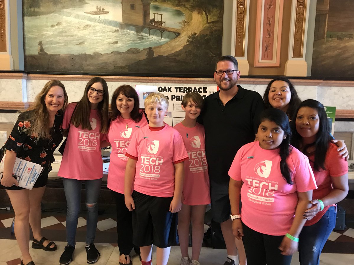 Congratulations to our three rockstar students who shared their excitement about 3D printing at Tech2018! <a href="/ice_il/">Illinois Digital Educators Alliance</a> <a href="/otmonarchs/">Oak Terrace School</a> #112pride