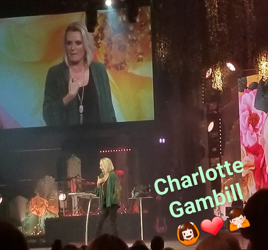 TifDiP's tweet photo. "Exhale the pain and the past. Inhale the purpose and the present." 🌸 - @CharlGambill @CFimpact #Amazing18 #cfsisterhood https://t.co/m6XQrzckDD