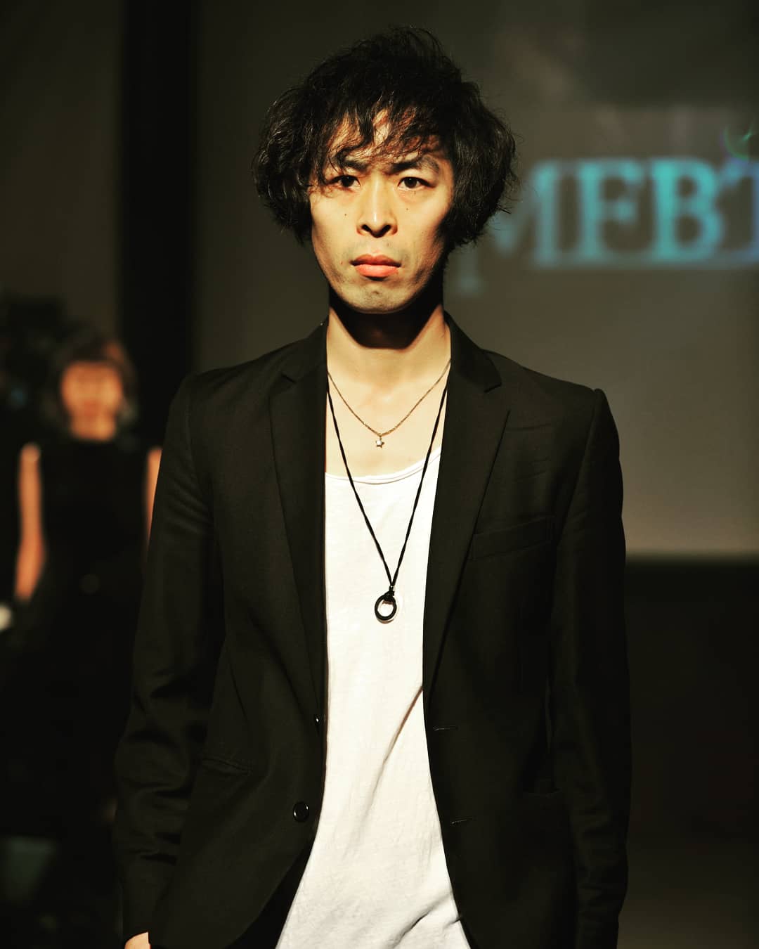 ミヤ Japanmodels渋谷duo ファッション団体 Mfbt モードステージ Japanmodels 渋谷duo ファッション団体 Mfbt モード モノトーン ファッションショー Model モデル メンズ メンズモデル 宮口圭介 メンズ ファッション ジャケット Tシャツ