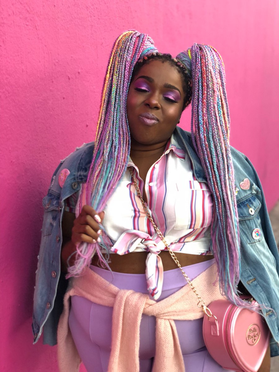 StudioMucci's tweet photo. Living proof that belly fat, stretch marks, and joy can exist in the same place at the same time. ✌🏾💖🙋🏾‍♀️ https://t.co/oH2wRBLDAD