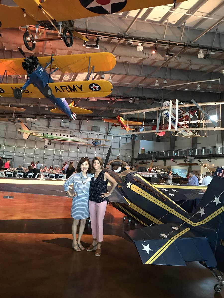 VaughnElemFISD's tweet photo. Great night at the HealthyZone School Awards Banquet at The Frontier of Flight Museum in Dallas! Mrs. Kim won a door prize for our PE classes! So excited that we moved up to Level 2. #HealthyZoneSchoolInTraining #FrontierFlightMuseum https://t.co/iBFgU5OPeh