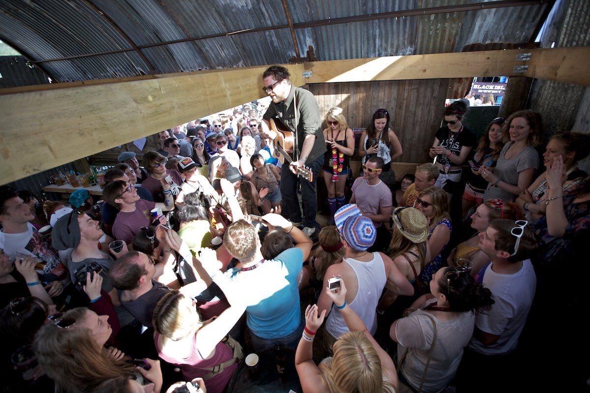 BelladrumFest's tweet image. It is heartbreaking to wake up to the news this morning. 

@FRabbits have always had a special place in our hearts at Belladrum with the band providing some truly magical festival memories. 

Our thoughts go to Scott's friends, family, bandmates and fans throughout the world.