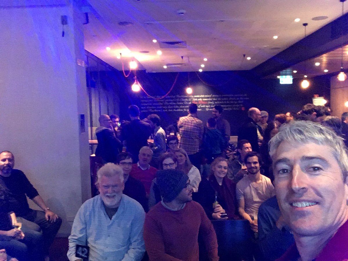 philuponscience's tweet image. #pubphysics in Melbourne ready to rock n roll!