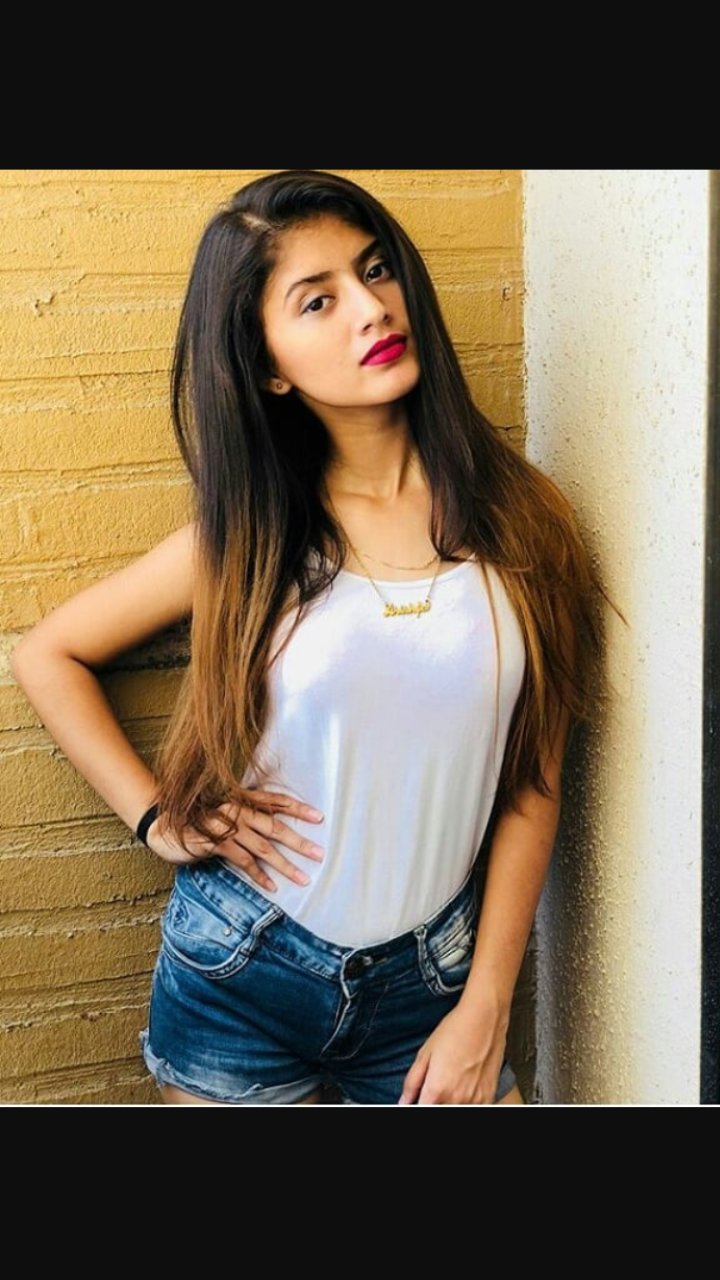 Arishfa khan name chain deals