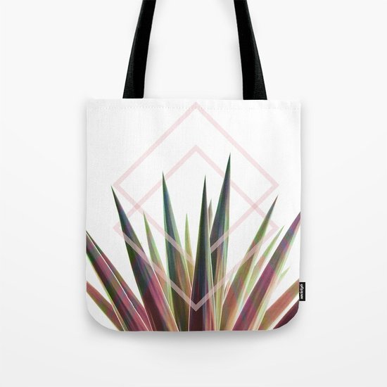 DominiqueVari's tweet photo. Going away this weekend? Choose your fave #bags @ my #society6 shop 👉🏻 https://t.co/KYwGM05XRo #Sale till 11.59 PT #giftideaforher #baglover #bagaddiction #carryart #stylish #backpack #dufflebag #geometricpattern #tote #pouch #bestsellers #tropical #dominiquevari @society6 https://t.co/j7UqcVHChp